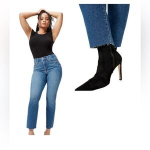 Good American NWT Good Classic Raw Hem Jeans, Blue940, Size 8/29